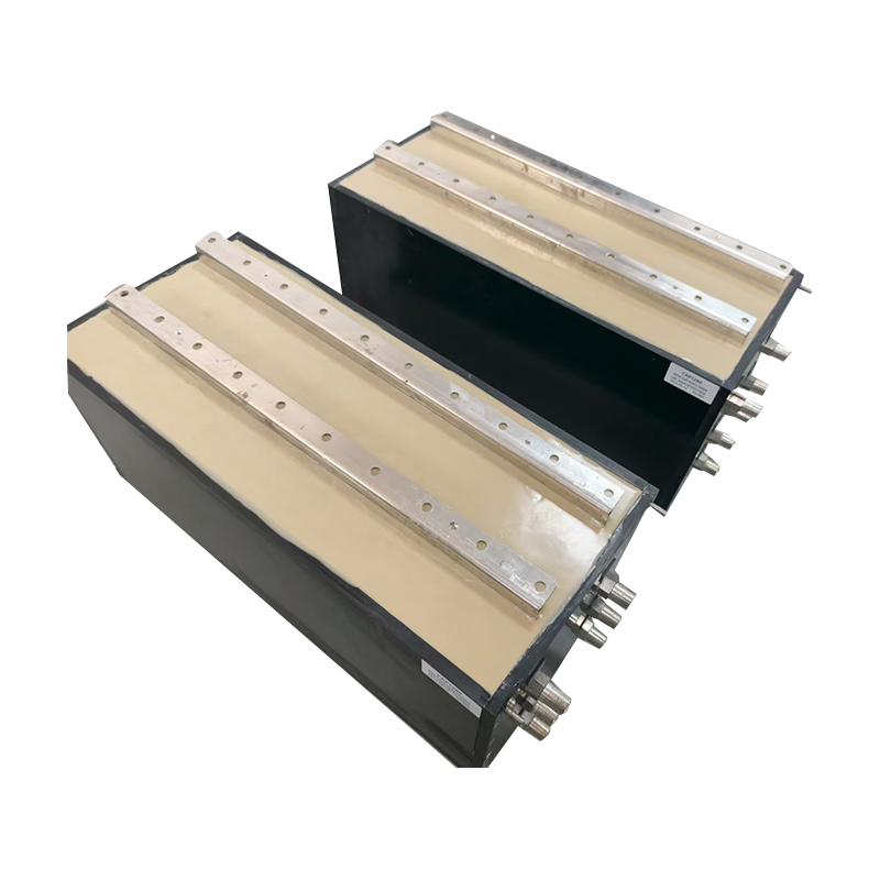 Una comparación completa de condensadores de filtro de corriente continua de alto voltaje para la electrónica de potencia moderna